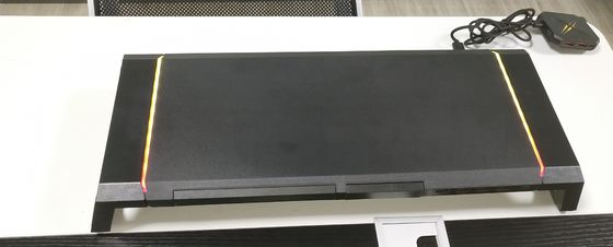 SECC 금속 모니터 스탠드 USB3.0 허브 / 무선 충전